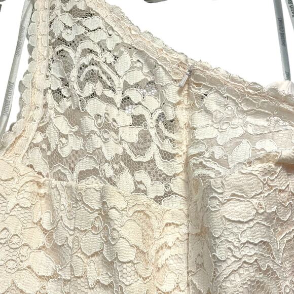 David's Bridal One Shoulder Long Lace Dress size 10 - Picture 5 of 6